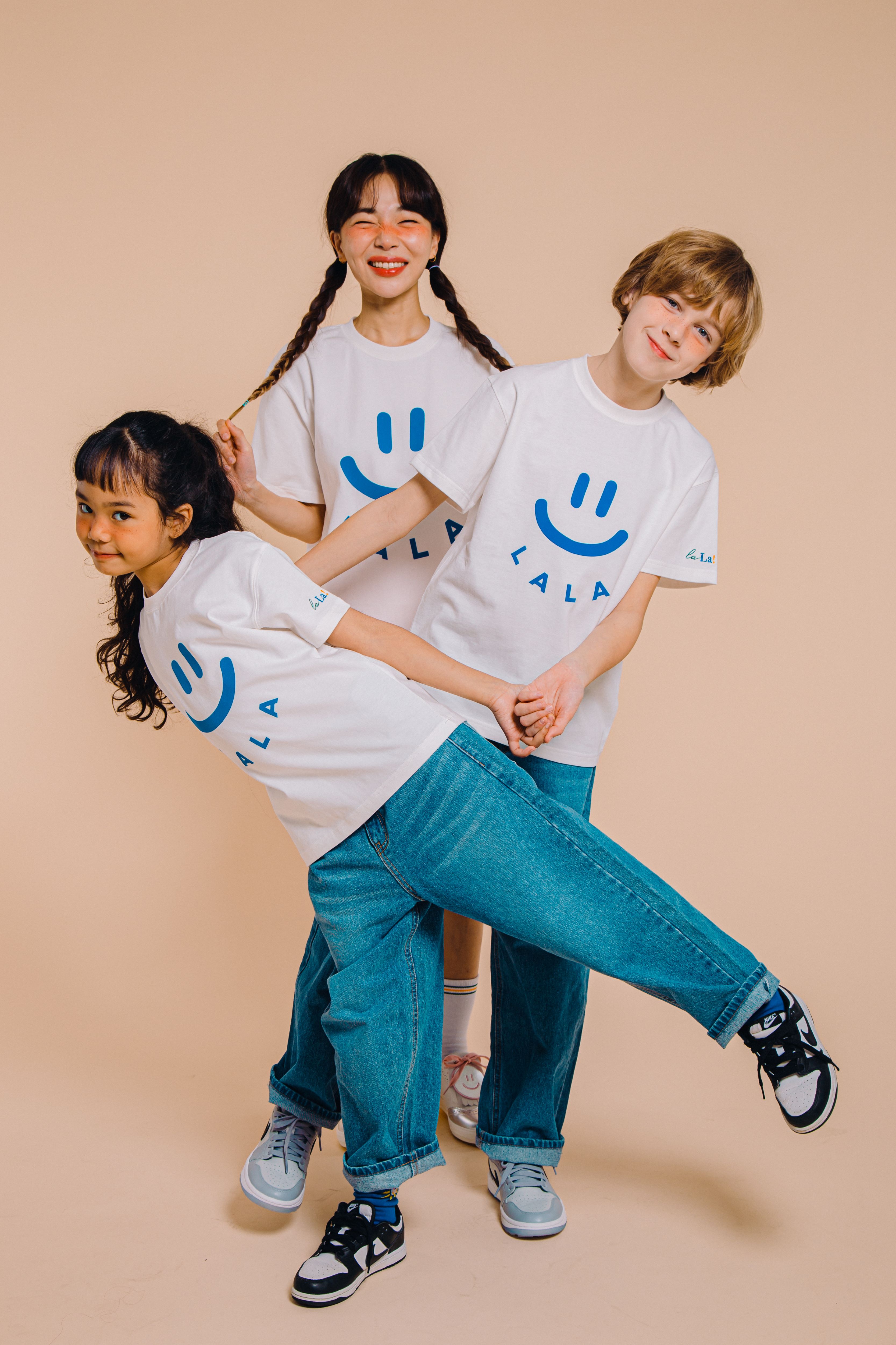 LaLa Kids Front Smile T-shirt